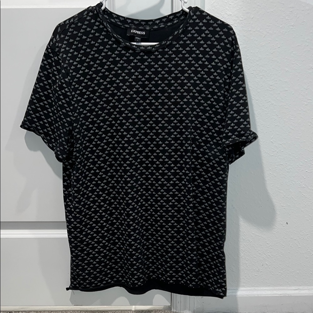 Express Black and Gray Short Sleeve Tee with Geometric Design